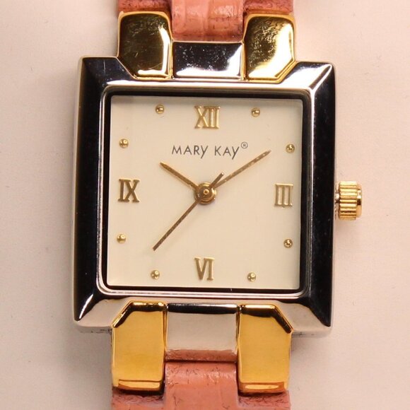 Women's Watch Silver Tone With Pink Strap Quartz Analog Watch NWOT - Picture 10 of 15